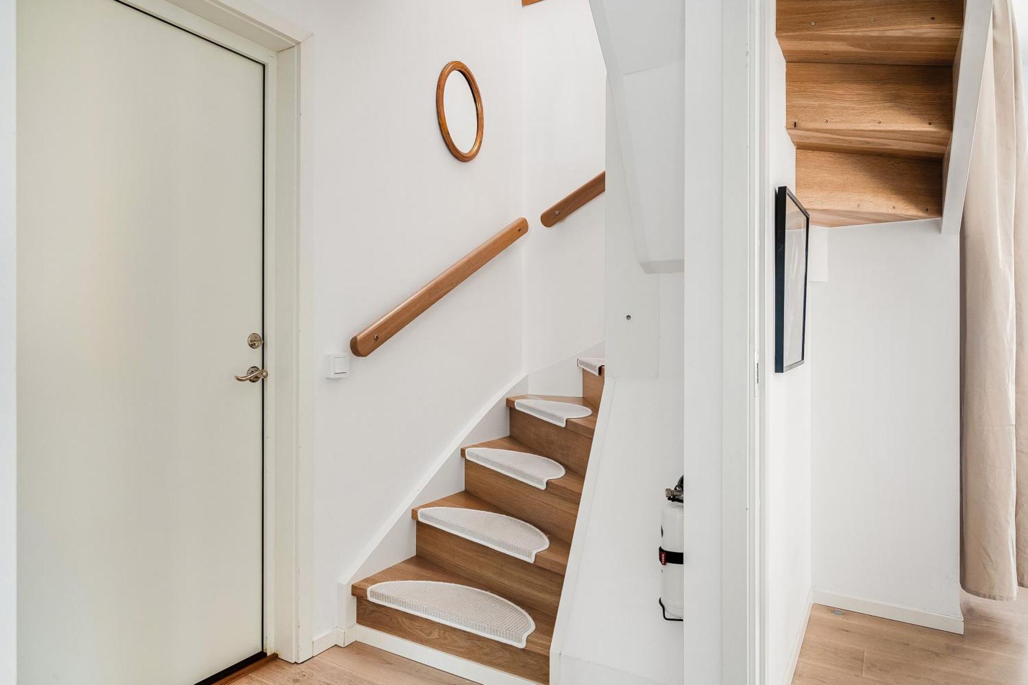 Central Beautiful Modern Accommodation Near Stockholm City Экстерьер фото